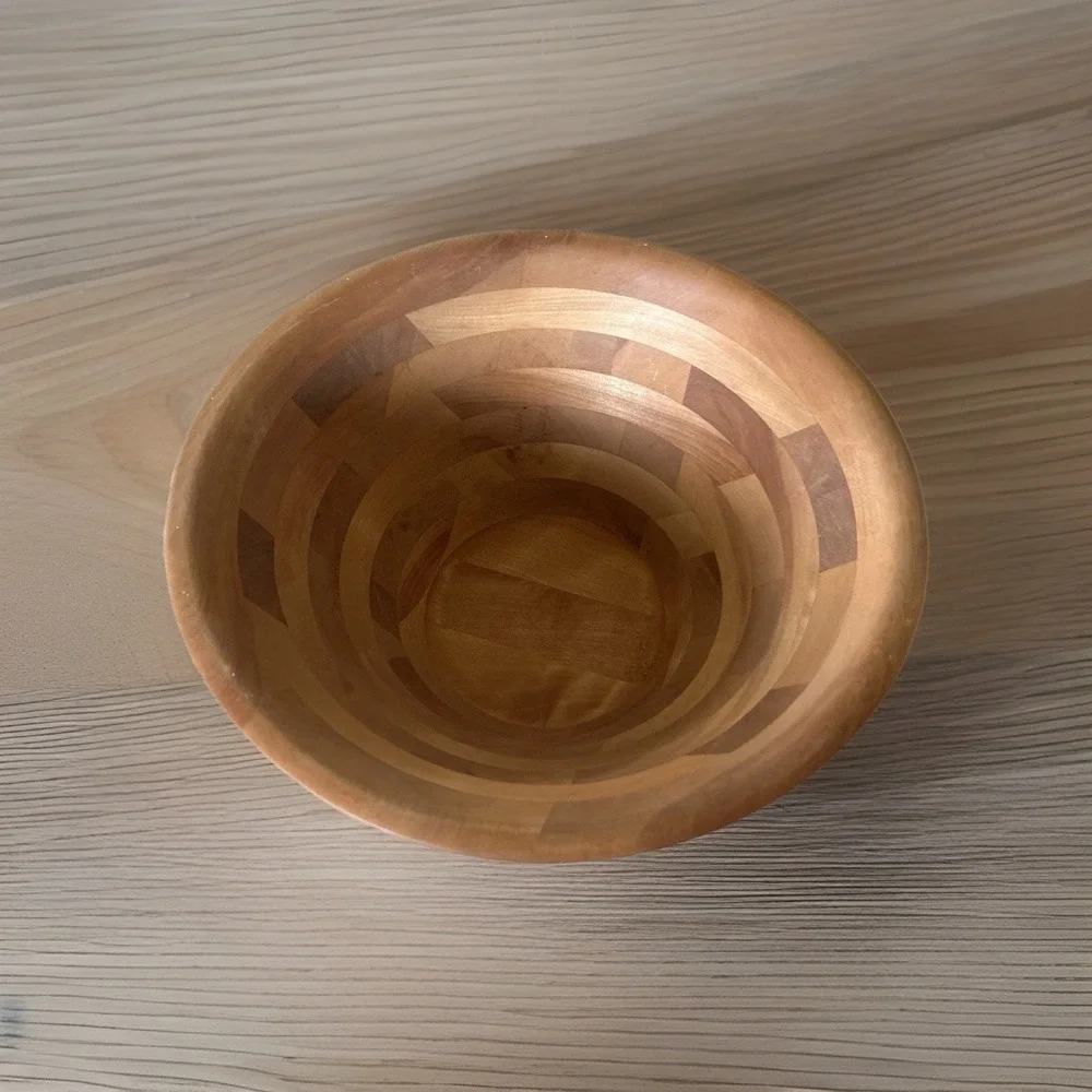 Williams Sonoma Hand Crafted Wood Serving Fruit Salad Bowl John McLeod SIGNED